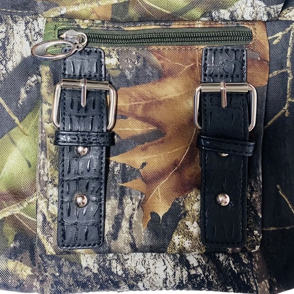 Mossy Oak Xbody purse - Picture 7 of 8